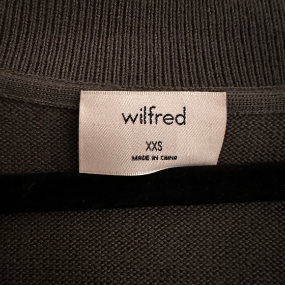 Wilfred Olive V Neck - Size XXS - Picture 2 of 3